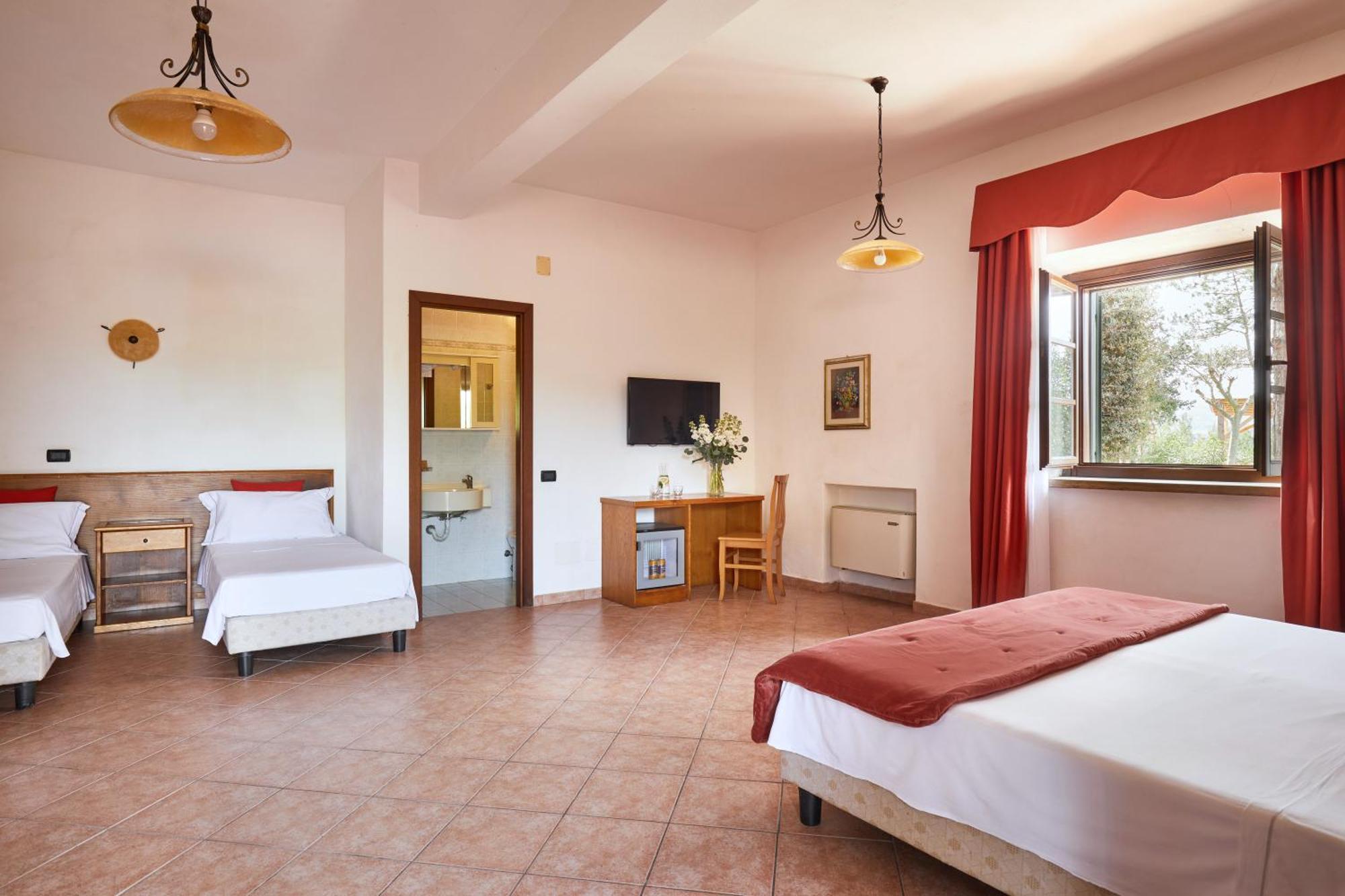 Relais Belvedere Монтекатіні-Валь-ді-Чечина Екстер'єр фото