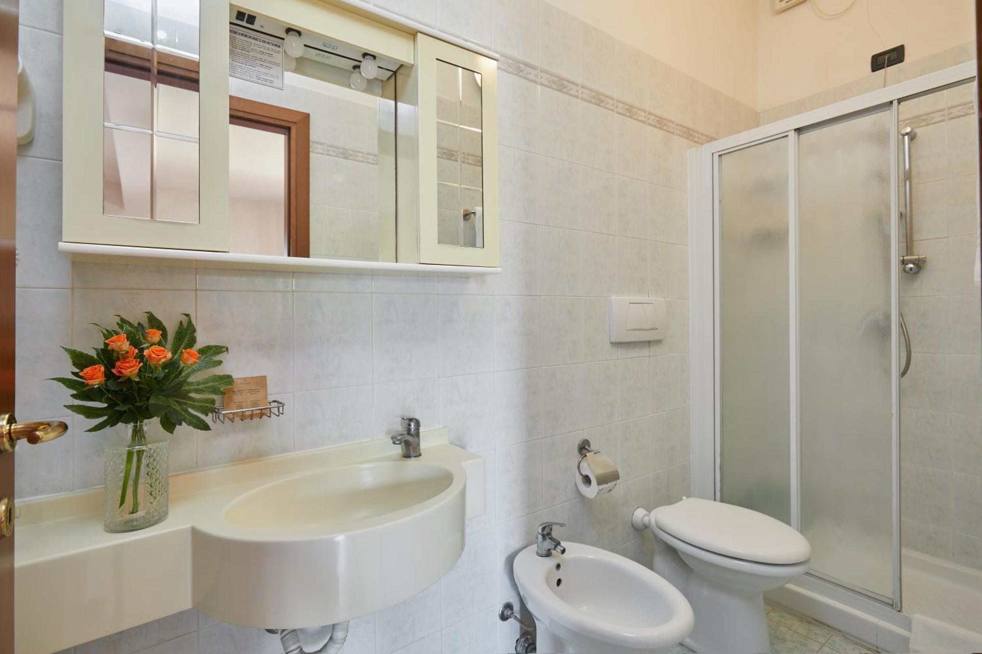Relais Belvedere Монтекатіні-Валь-ді-Чечина Номер фото