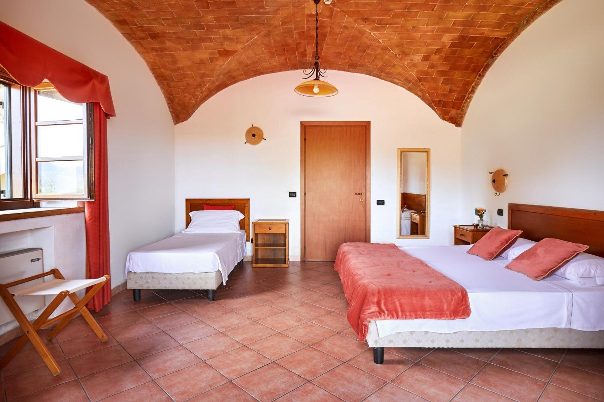 Relais Belvedere Монтекатіні-Валь-ді-Чечина Екстер'єр фото