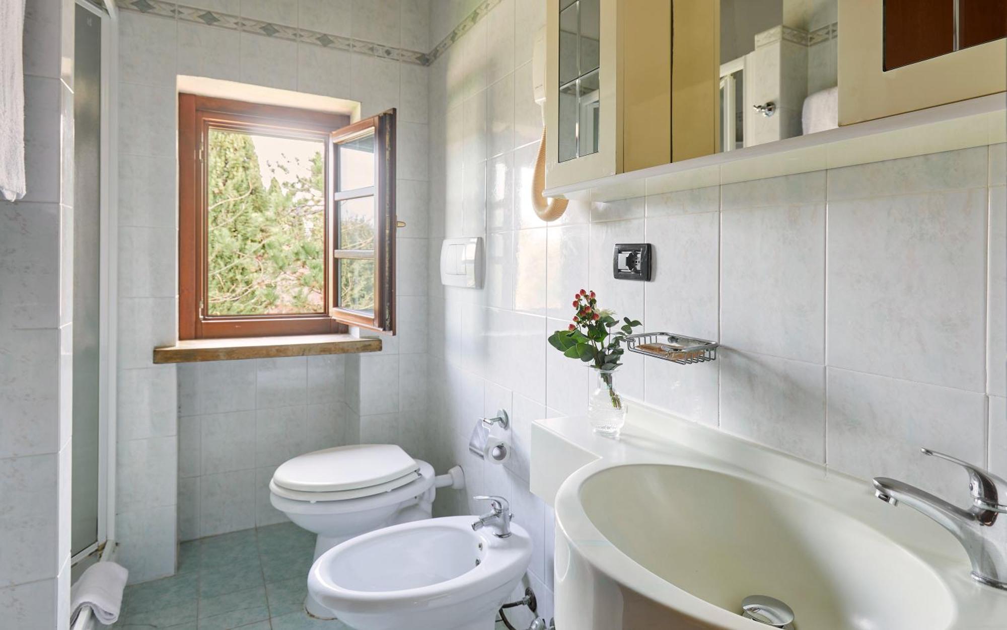 Relais Belvedere Монтекатіні-Валь-ді-Чечина Екстер'єр фото