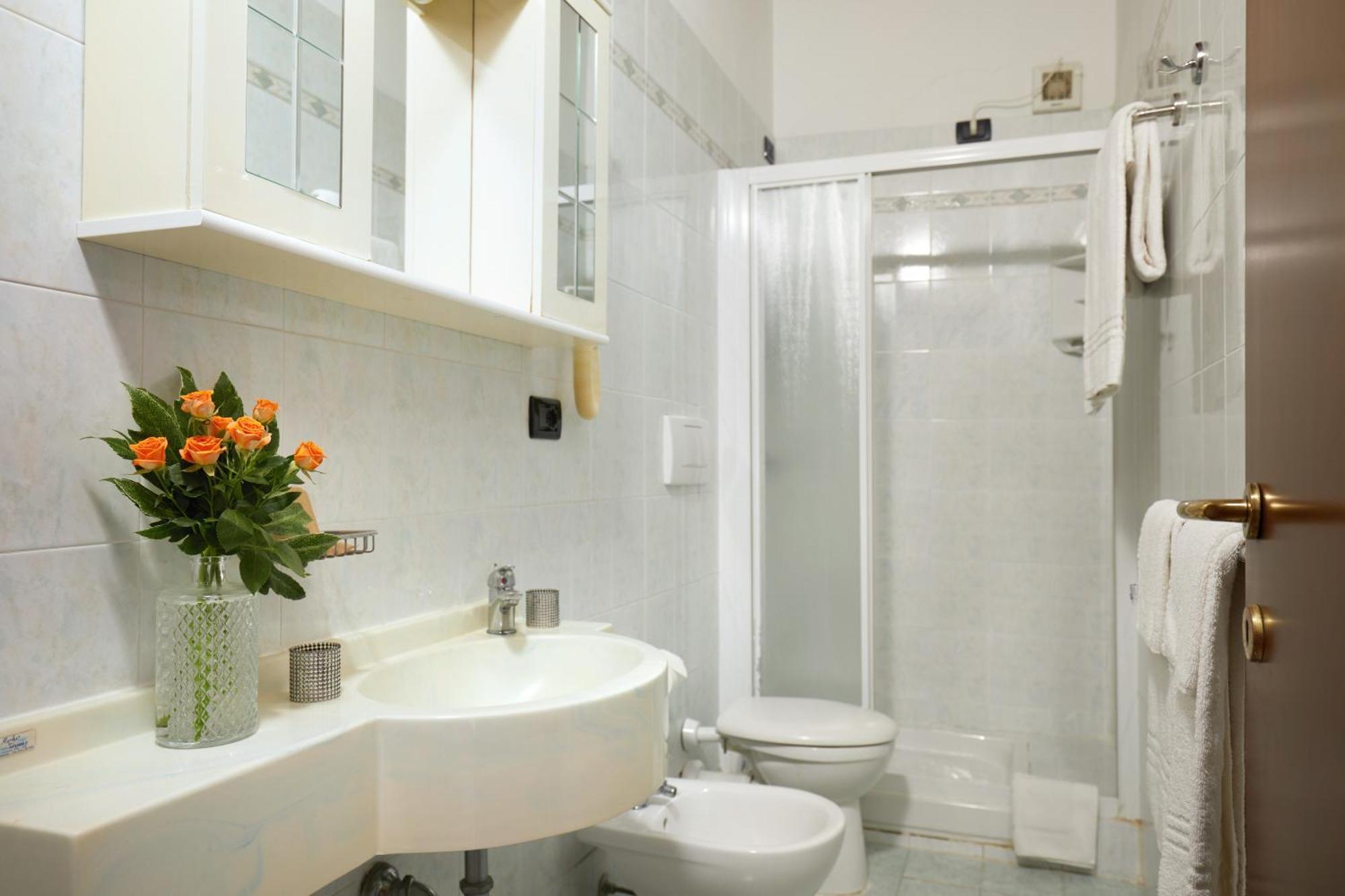 Relais Belvedere Монтекатіні-Валь-ді-Чечина Номер фото