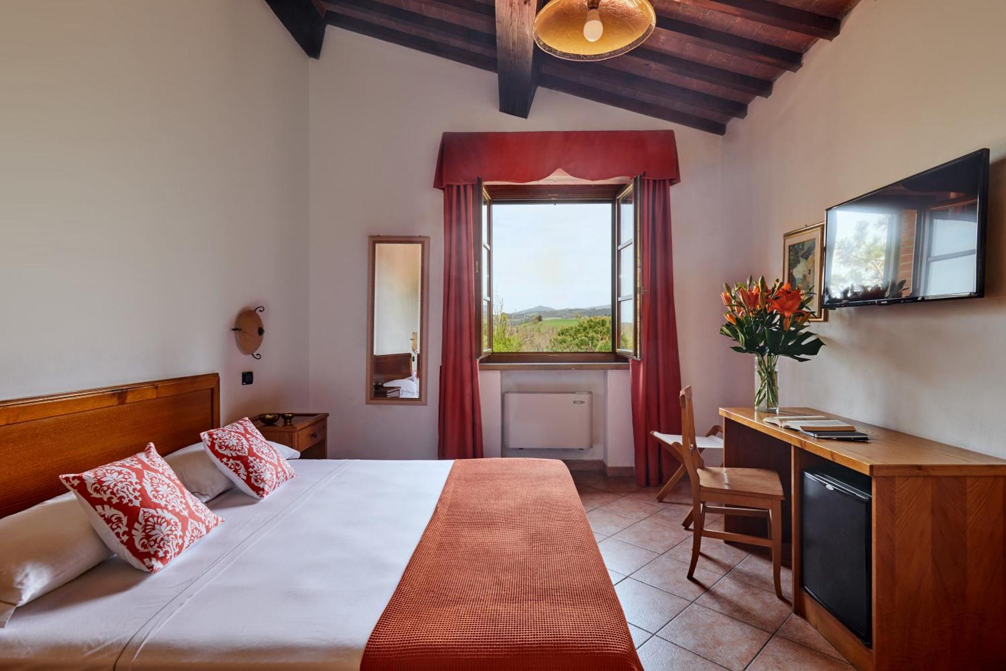 Relais Belvedere Монтекатіні-Валь-ді-Чечина Номер фото