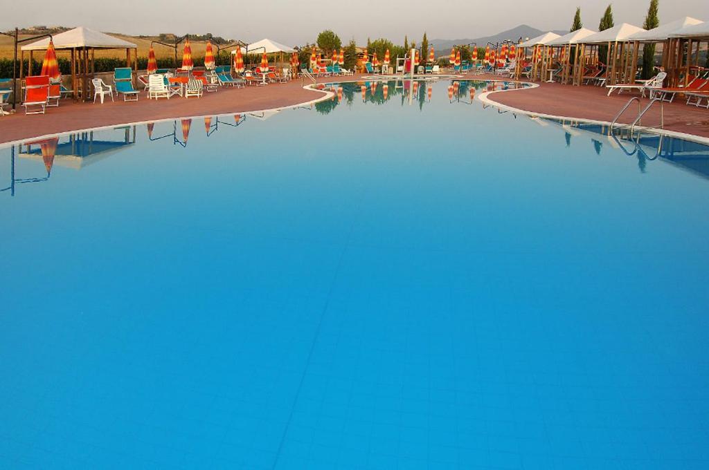 Relais Belvedere Монтекатіні-Валь-ді-Чечина Екстер'єр фото